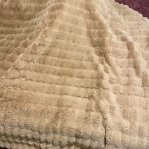 Minky Couture Ripple Ecru